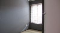 Bed Room 1 - 9 square meters of property in Protea North