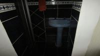 Main Bathroom - 4 square meters of property in Heidelberg - GP