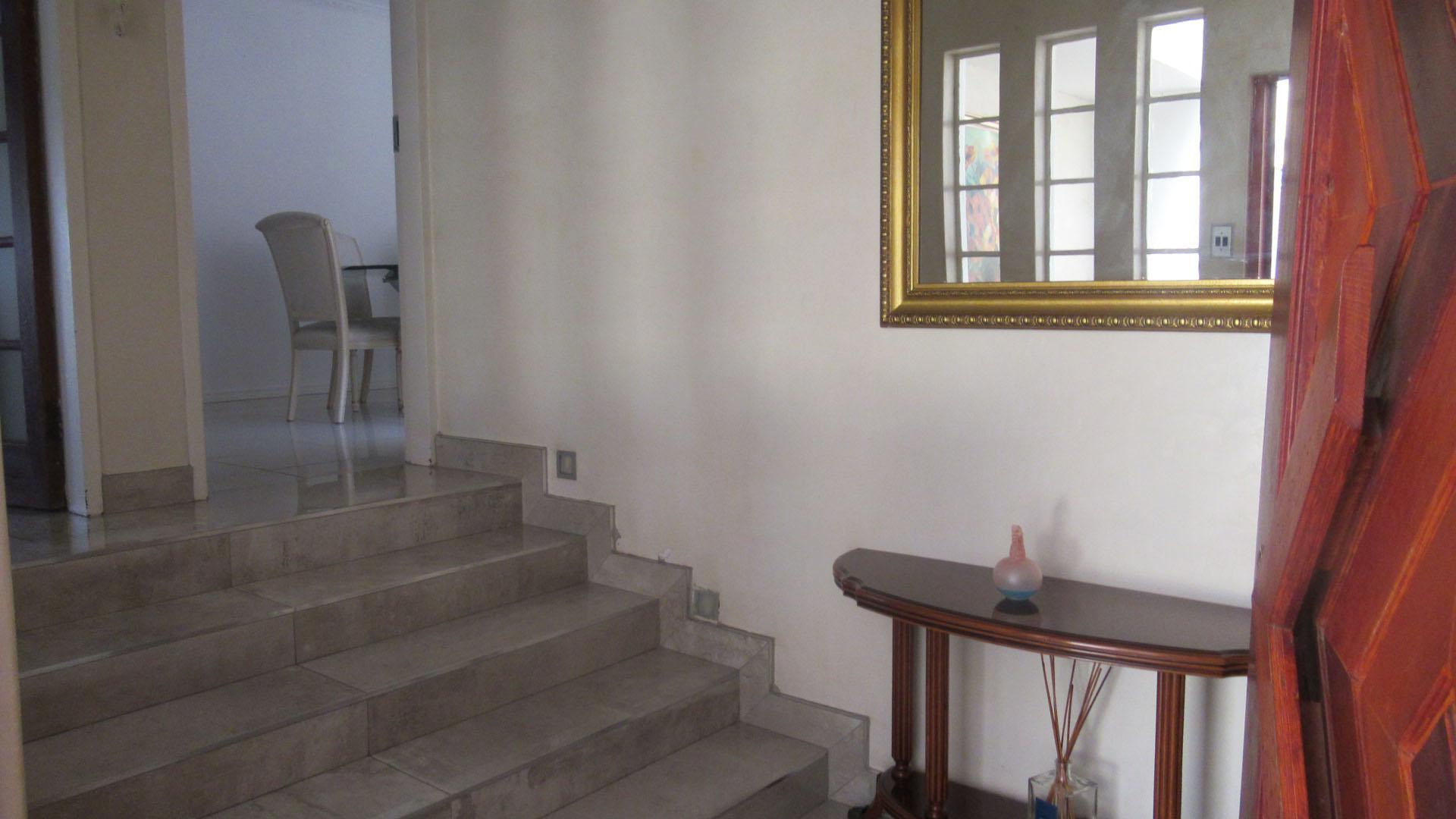 Spaces of property in Gallo Manor