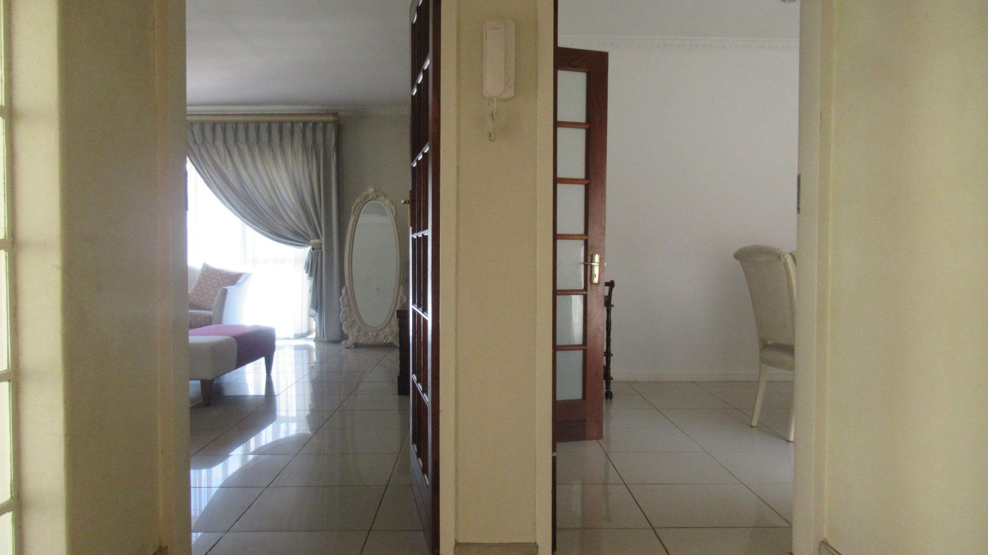 Spaces of property in Gallo Manor