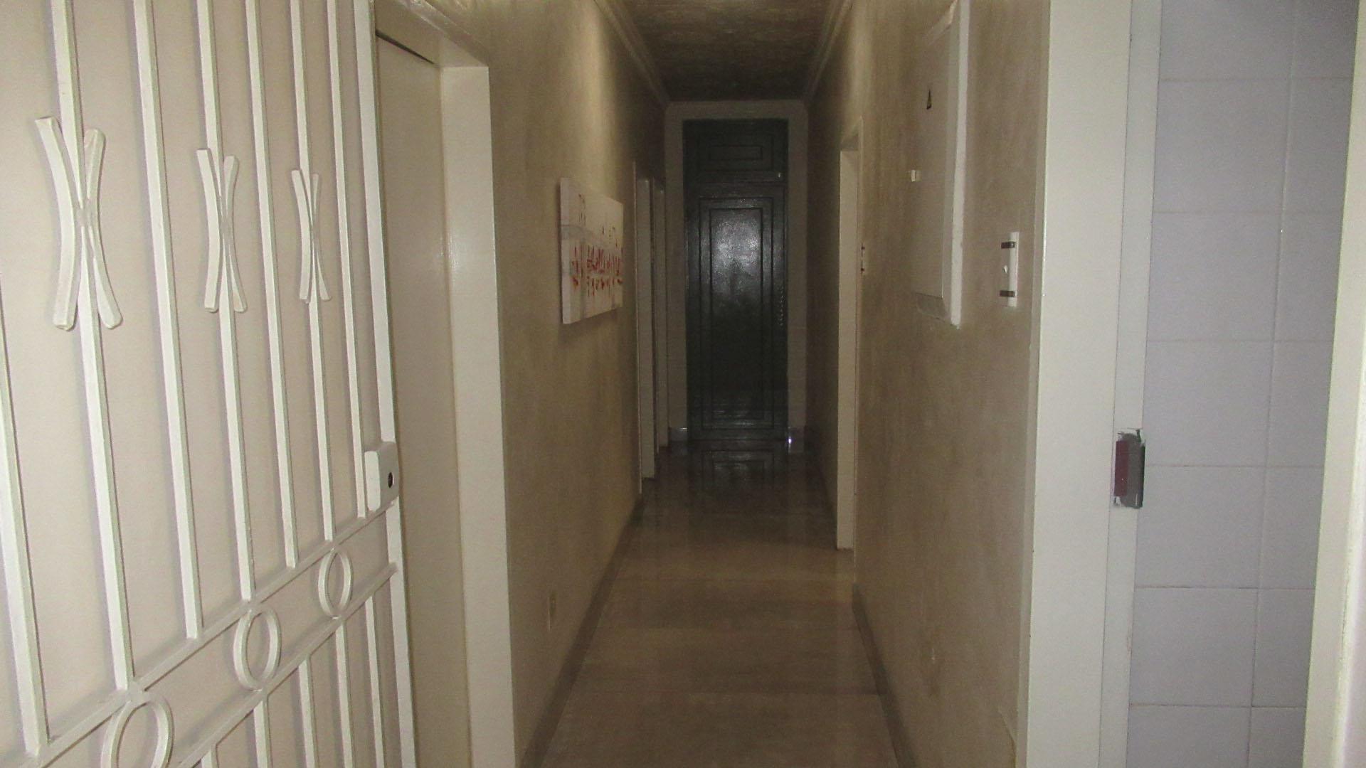 Spaces of property in Gallo Manor