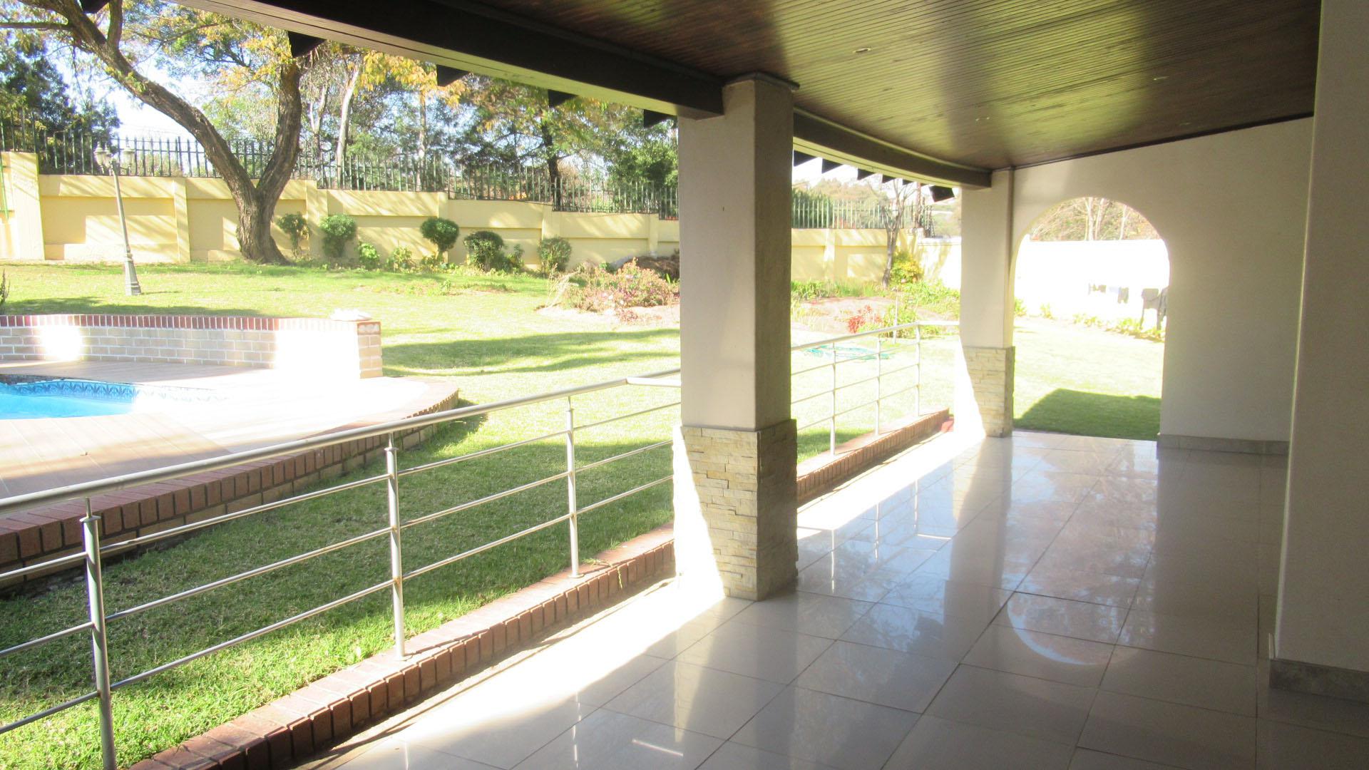 Patio of property in Gallo Manor