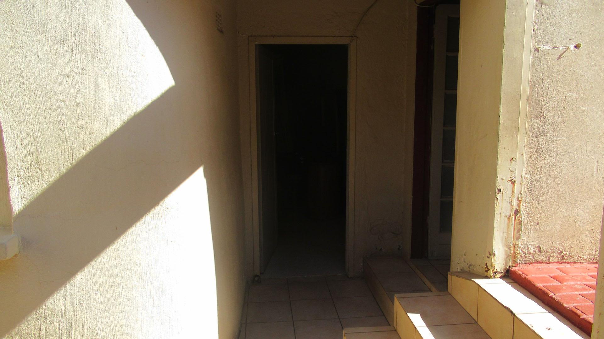 Spaces of property in Gallo Manor