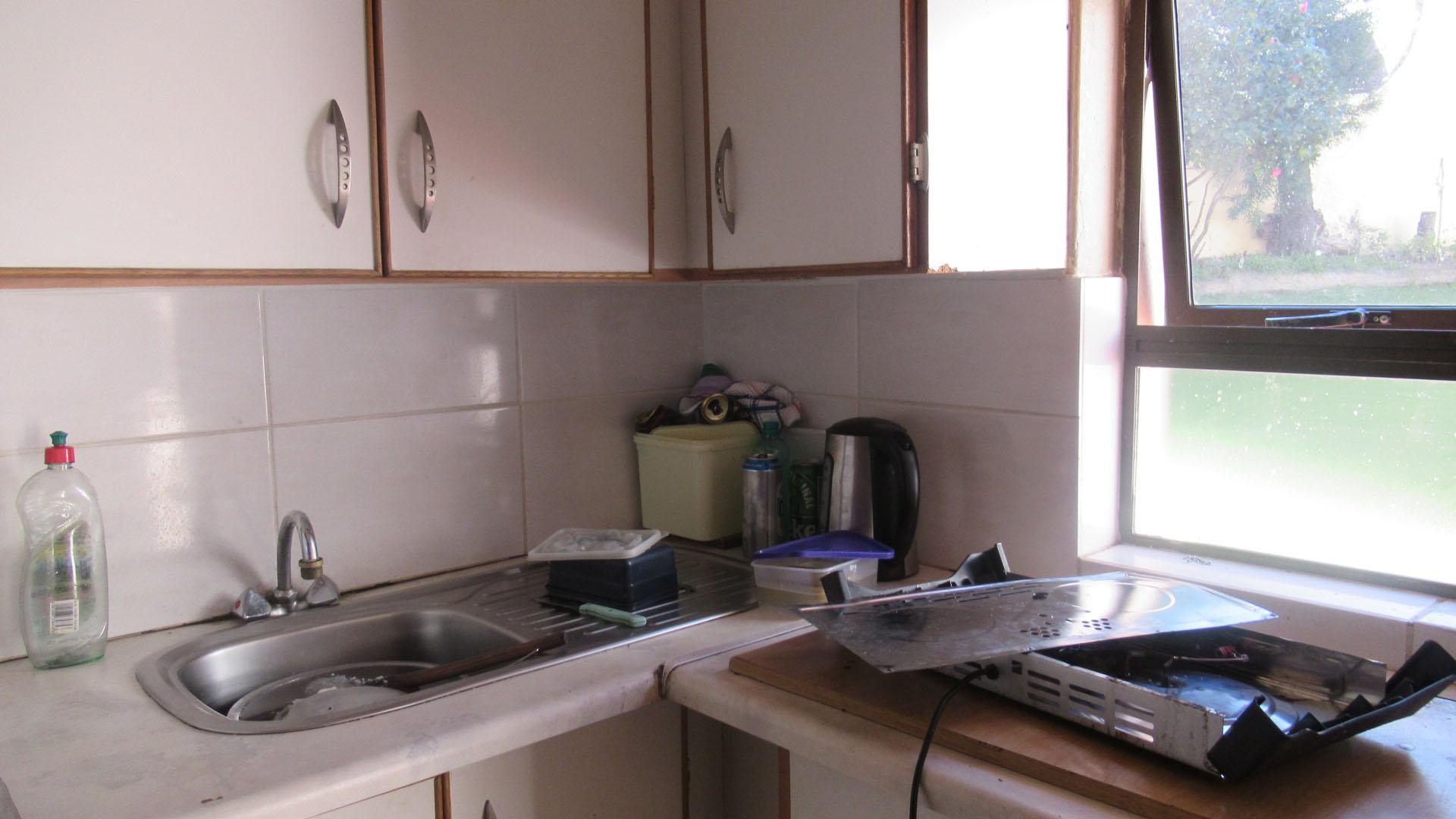 Kitchen of property in Gallo Manor