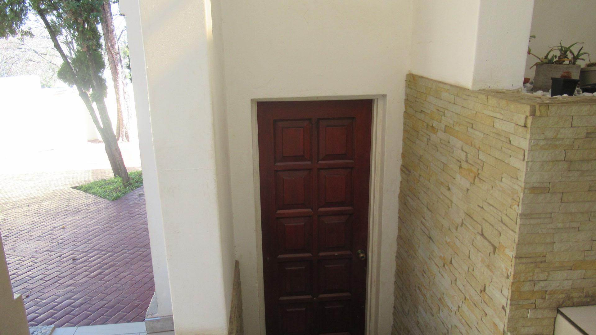 Spaces of property in Gallo Manor