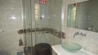 Bathroom 1 of property in Gallo Manor