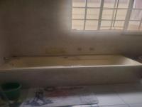Bathroom 1 of property in Gallo Manor