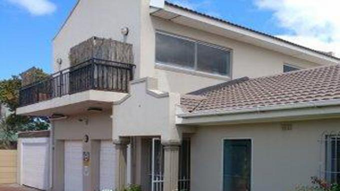 4 Bedroom House for Sale For Sale in Zeekoei Vlei - Home Sell - MR348846