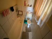 Bathroom 1 - 8 square meters of property in Elsburg