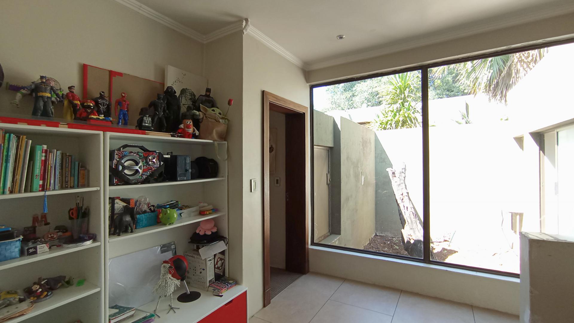 Rooms - 36 square meters of property in Morningside