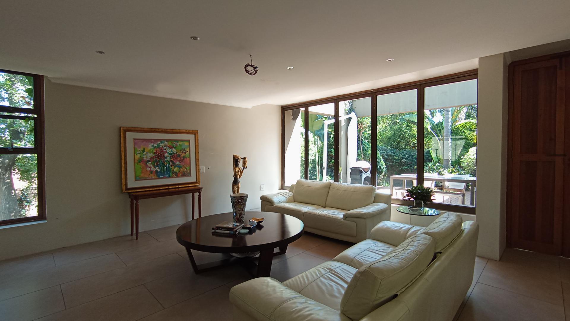 Informal Lounge - 37 square meters of property in Morningside