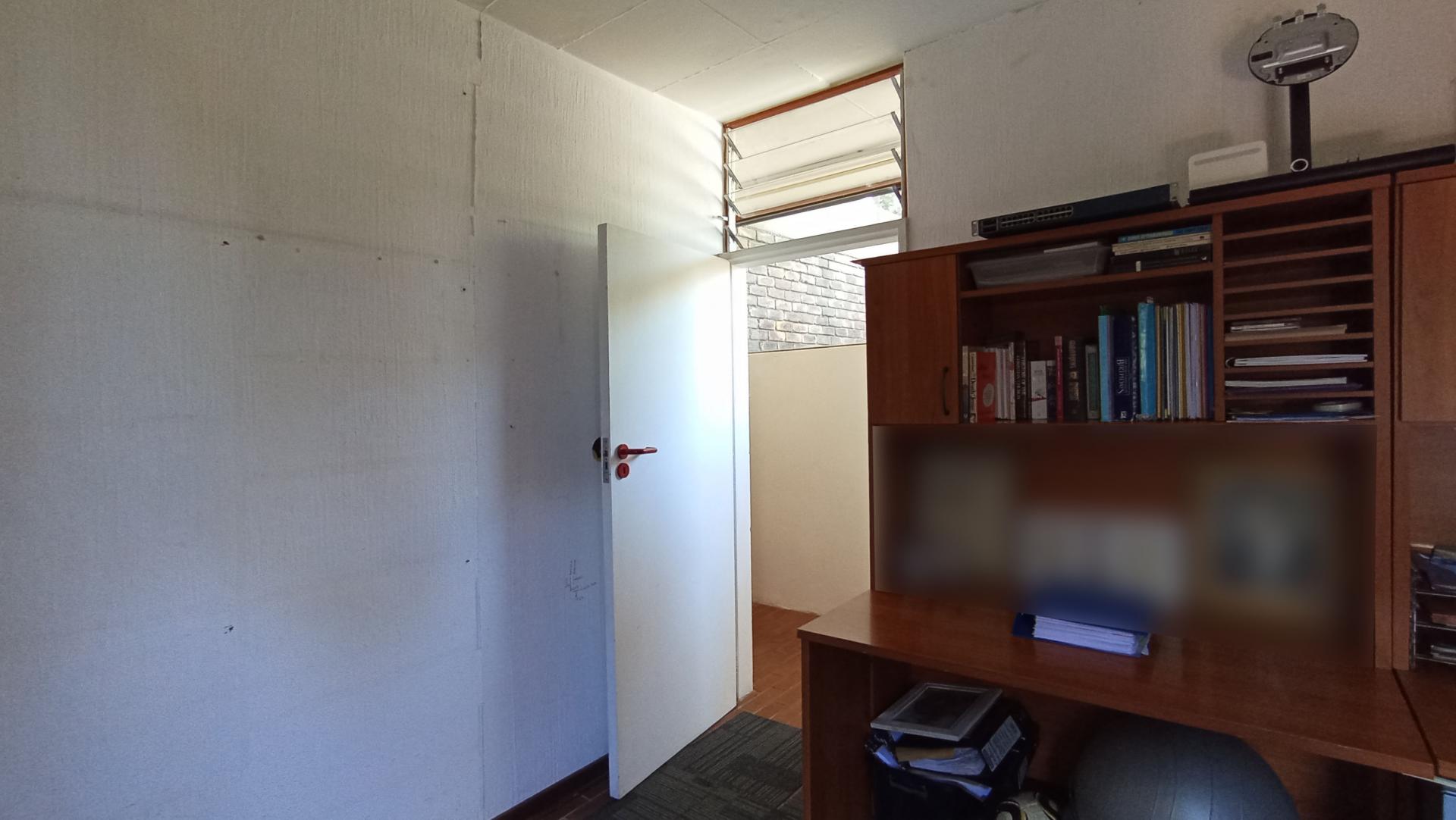 Study - 28 square meters of property in Morningside