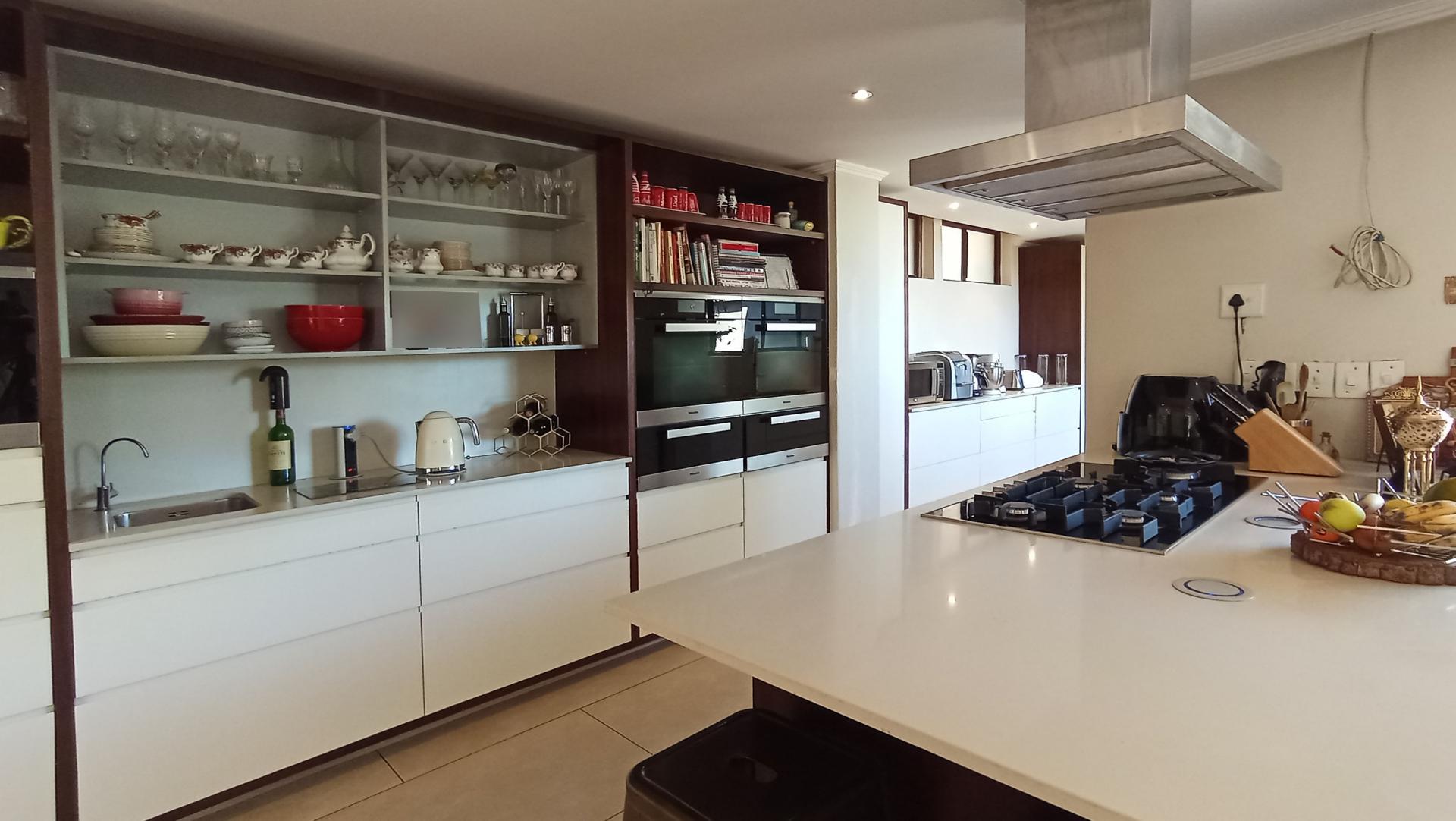 Kitchen - 18 square meters of property in Morningside
