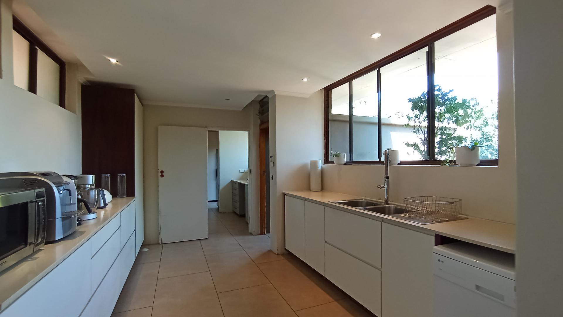 Scullery - 14 square meters of property in Morningside