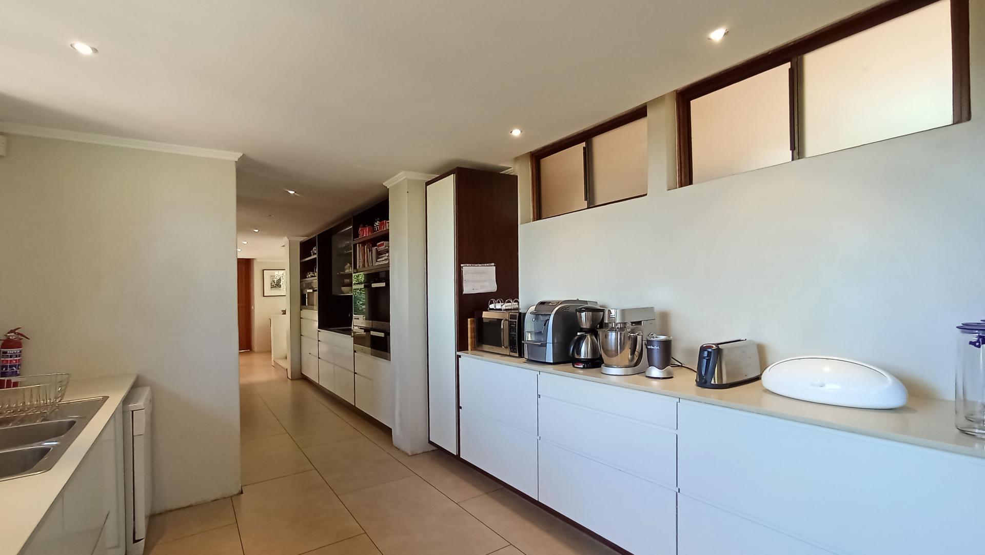 Scullery - 14 square meters of property in Morningside