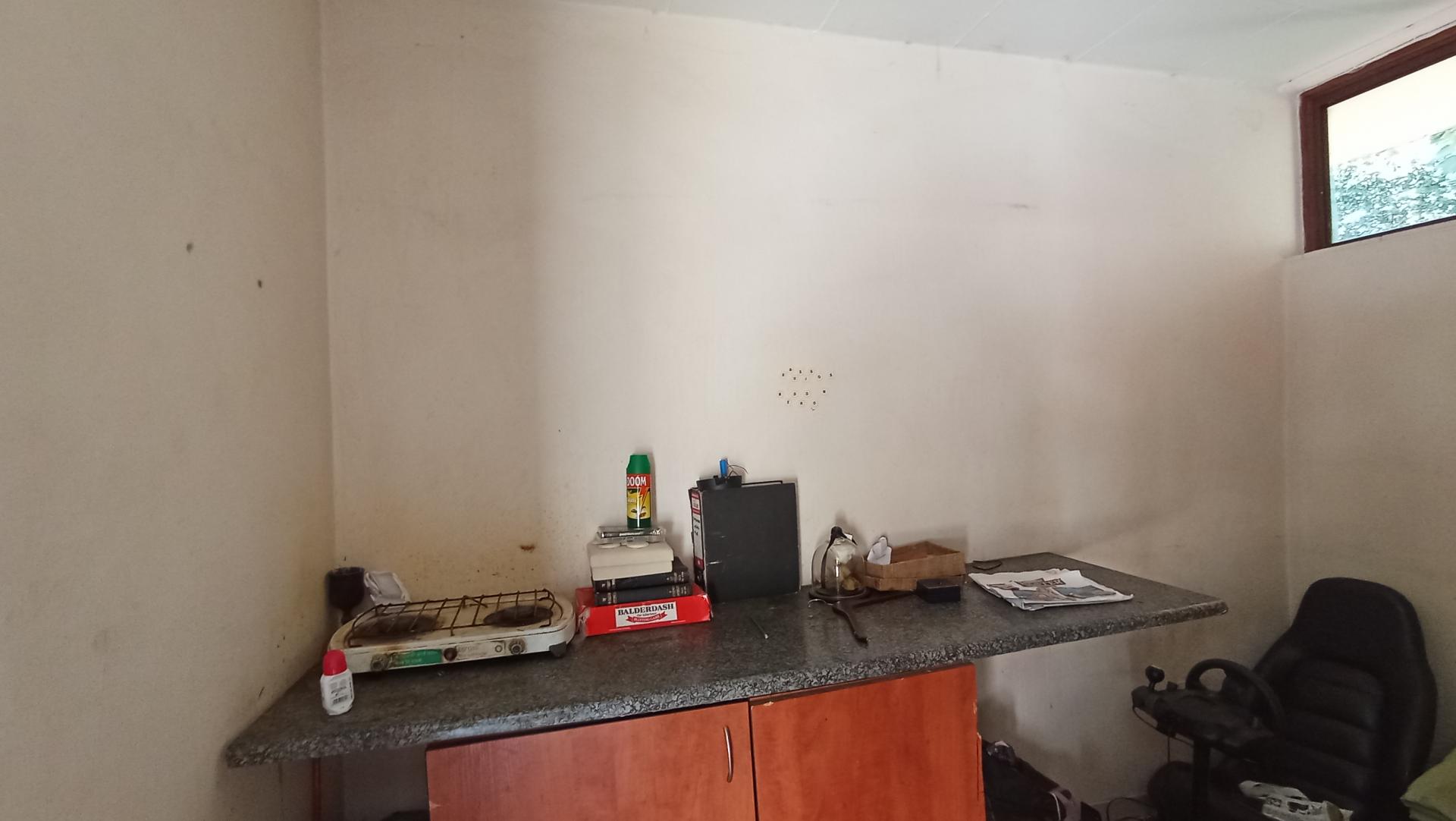 Staff Room - 18 square meters of property in Morningside