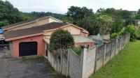 Front View of property in Amanzimtoti 