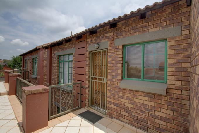 2 Bedroom Apartment for Sale For Sale in Mooikloof Ridge - MR349230