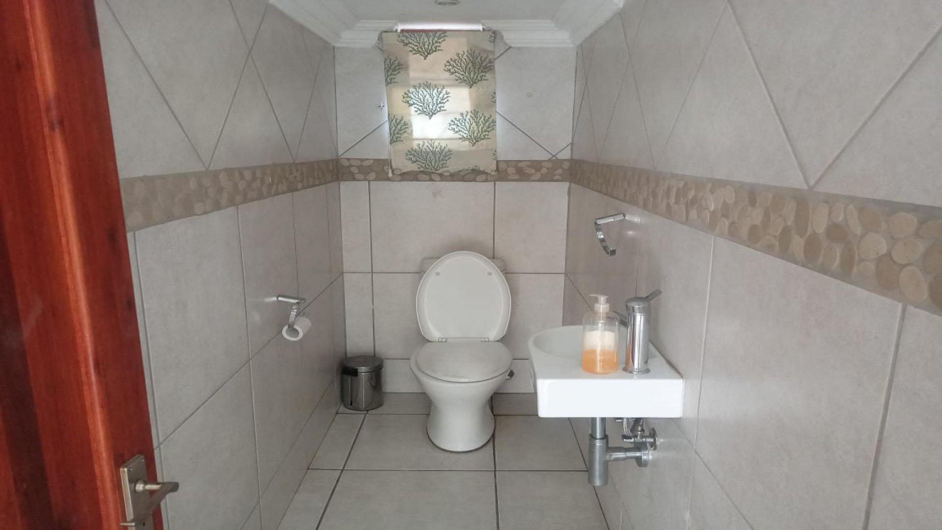 Guest Toilet of property in Monavoni