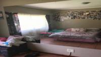 Bed Room 2 - 16 square meters of property in Erasmus