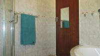 Bathroom 1 - 6 square meters of property in Quellerina