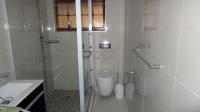 Main Bathroom - 6 square meters of property in Port Edward