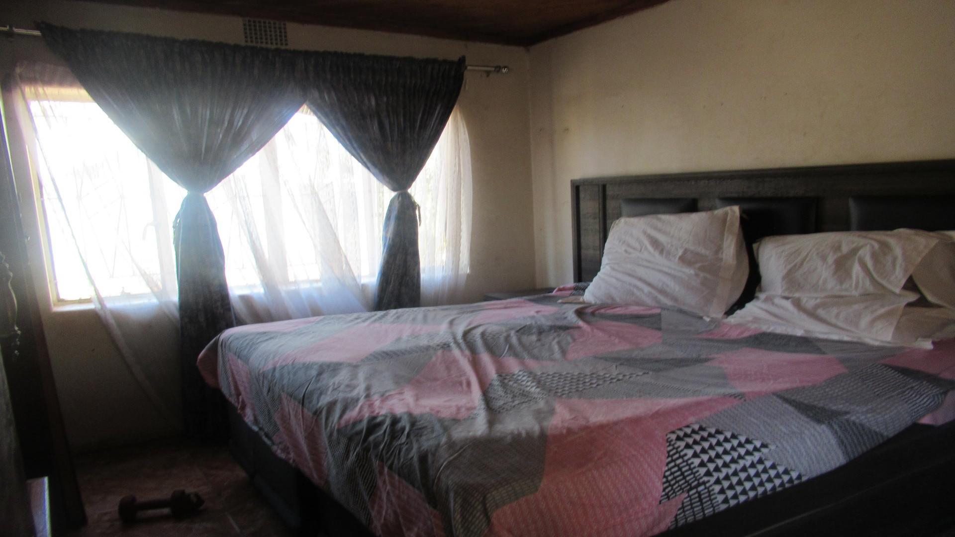 Bed Room 2 of property in Danville