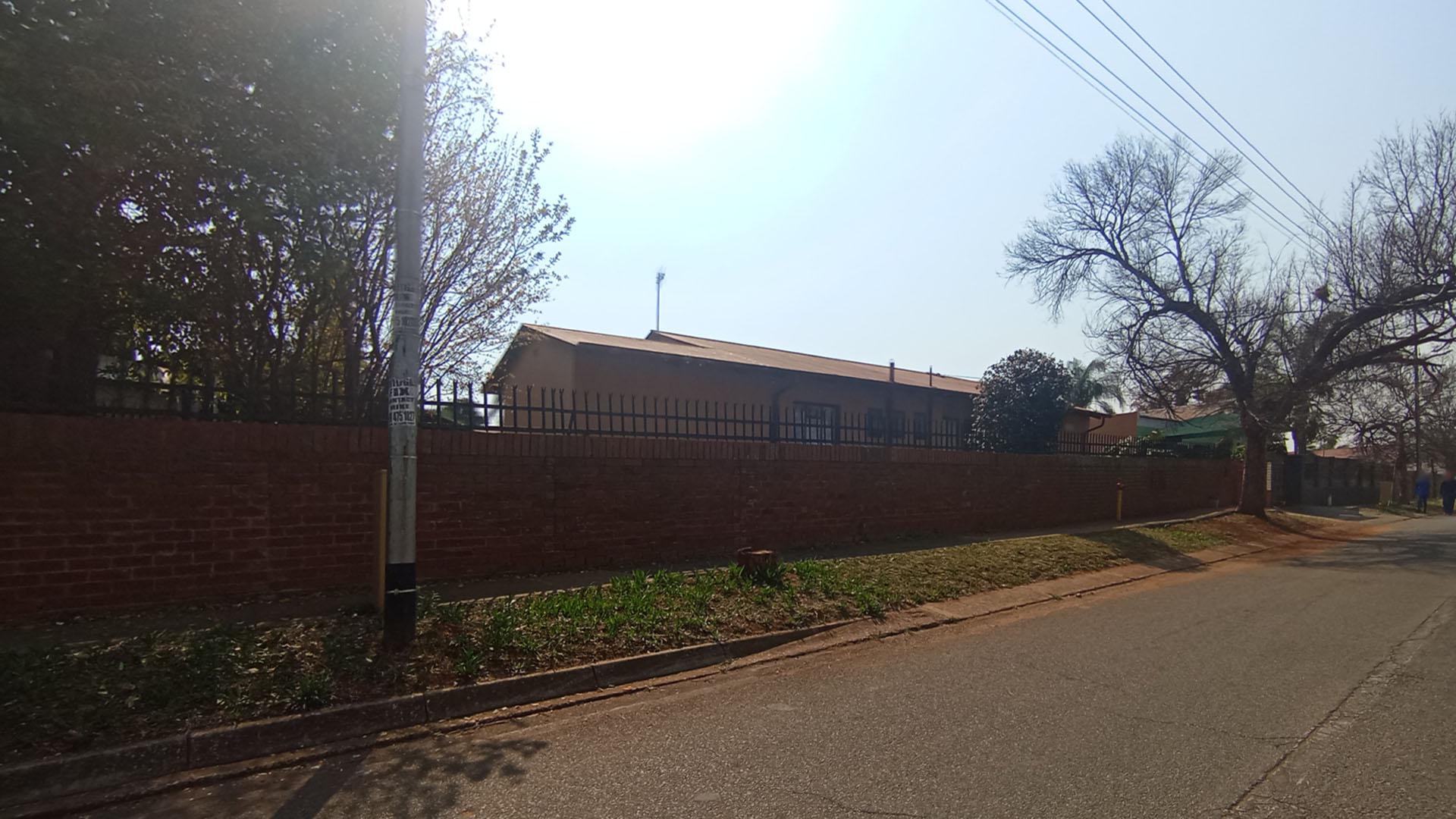 Front View of property in Danville