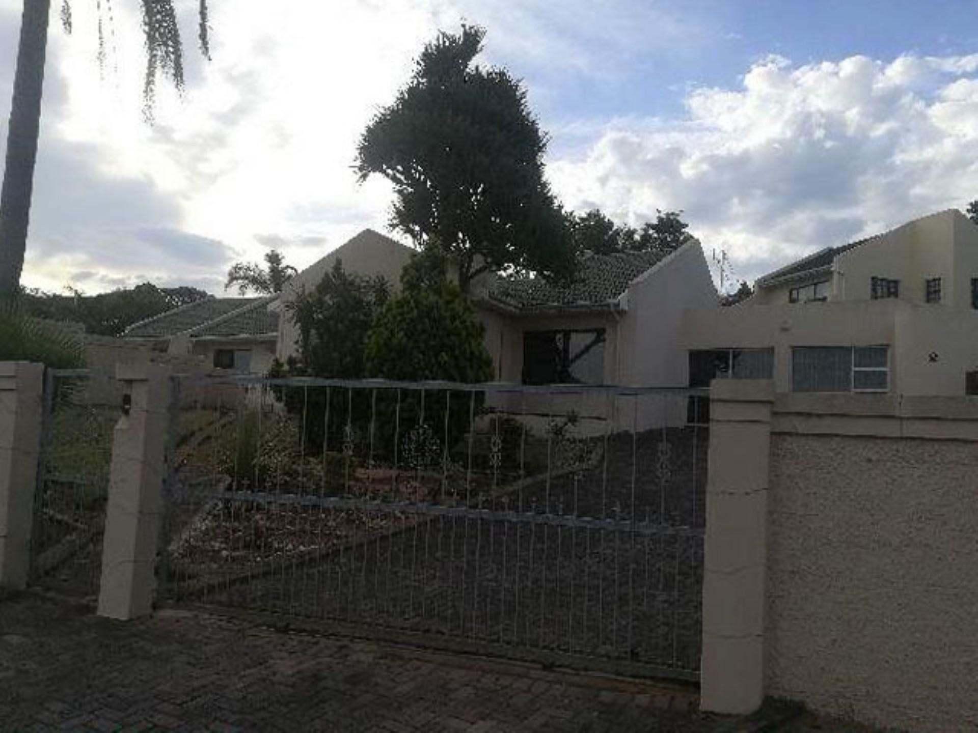 Front View of property in Beacon Bay