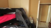 Bed Room 1 - 10 square meters of property in Castleview