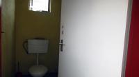Staff Bathroom - 3 square meters of property in Dinwiddie