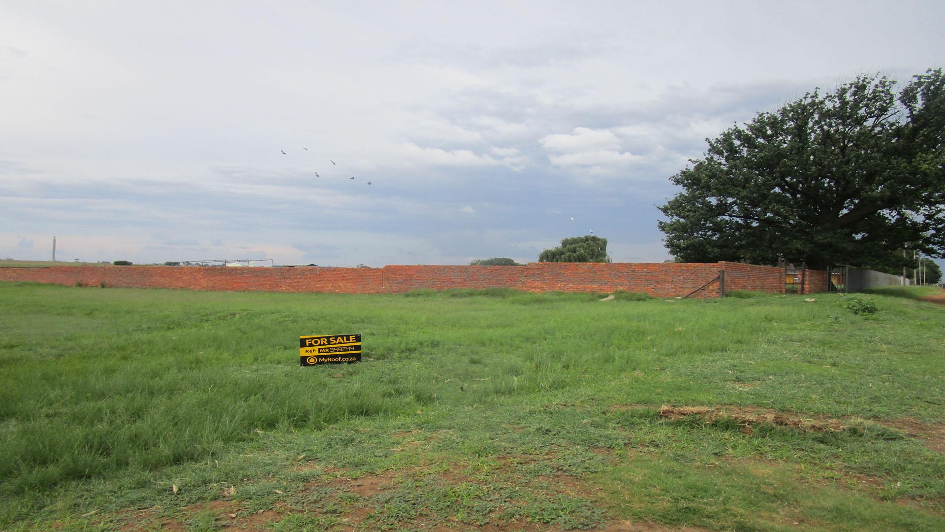 Front View of property in Withok Estates