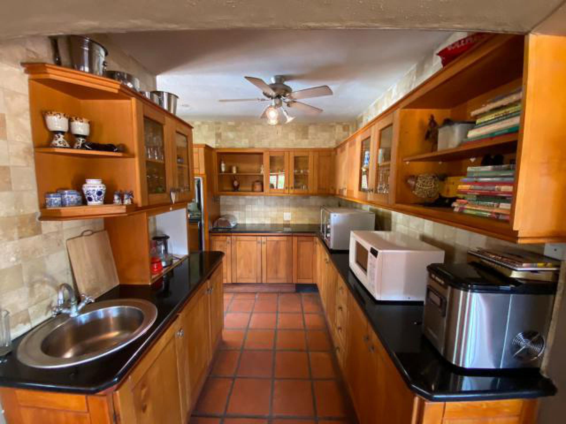 Kitchen of property in Kameelfontein