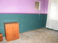 Bed Room 1 - 17 square meters of property in Reyno Ridge