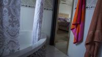 Bathroom 2 - 5 square meters of property in Brackendowns