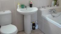 Bathroom 1 - 8 square meters of property in Moorreesburg