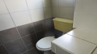 Bathroom 1 - 5 square meters of property in Selection park