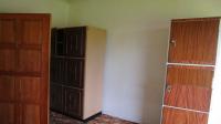 Bed Room 1 - 11 square meters of property in Selection park