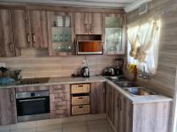 Kitchen - 18 square meters of property in Diepkloof