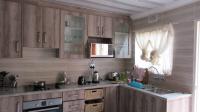 Kitchen - 18 square meters of property in Diepkloof