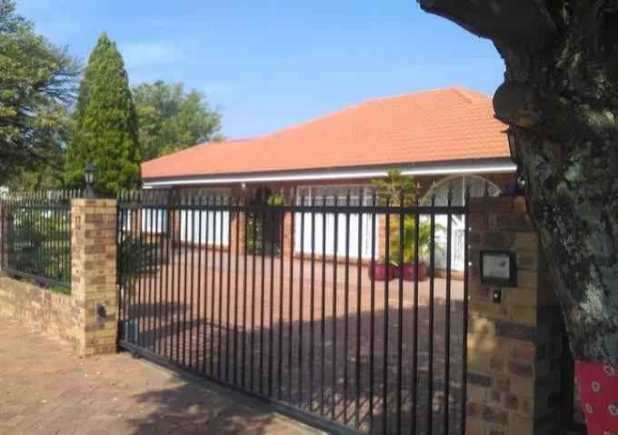 FNB SIE Sale In Execution 3 Bedroom House for Sale in Vereeniging - MR352841