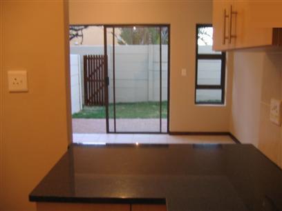 2 Bedroom Apartment to Rent in Bloubergrant - Property to rent - MR35289