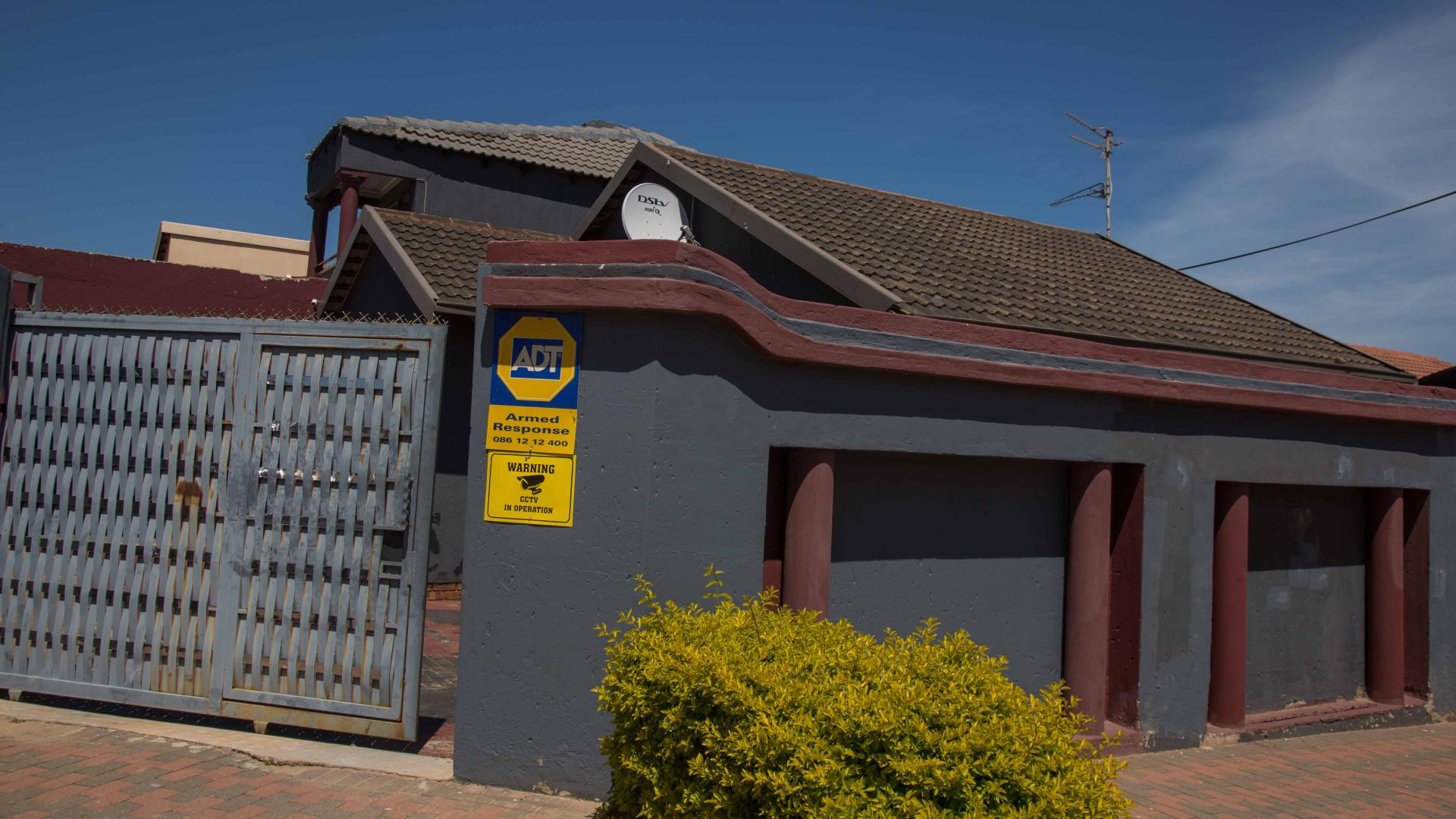 Front View of property in Dobsonville