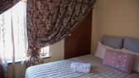 Bed Room 1 - 14 square meters of property in Dobsonville