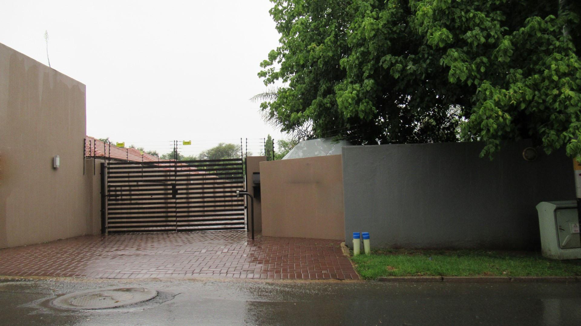 Front View of property in New Redruth