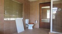 Main Bathroom - 15 square meters of property in Dalview