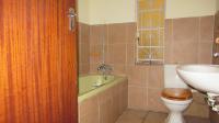 Bathroom 1 - 6 square meters of property in Dalview