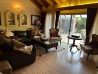 Lounges of property in Fichardt Park