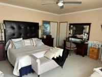 Main Bedroom of property in Fichardt Park