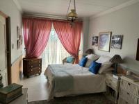 Bed Room 5+ of property in Fichardt Park